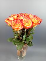 Фото флориста 1: 15 коралловых роз 60 см, Россия
