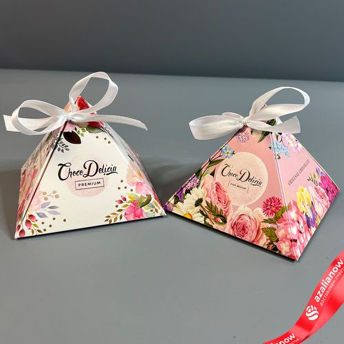 Фото 3: Набор конфет Choco Delicia горький шоколад «Фисташковый крем», 120гр.. Сервис доставки цветов AzaliaNow