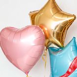 Маленькое фото 2: Композиция из 3 шаров с гелием, 1 розовое сердце и 2 звезды