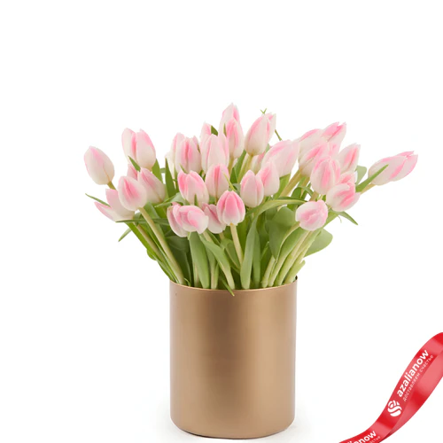 Фото 1: Букет из 30 розово-белых тюльпанов. Сервис доставки цветов AzaliaNow