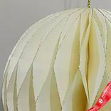 Маленькое фото 4: Украшение подвесное «Шар» (бумага), D10см, кремовый