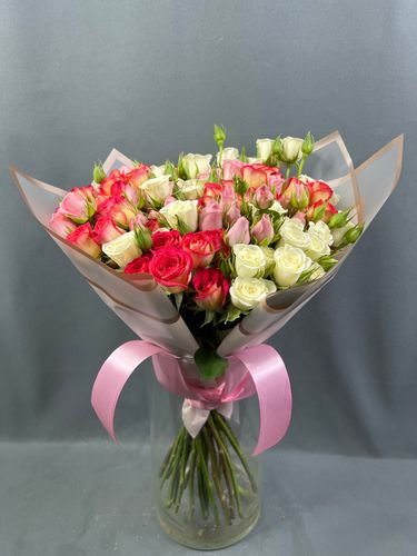 Фото флориста 1: Кустовые розы