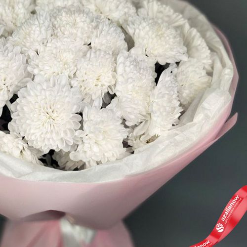 Фото 4: Букет из 9 белых кустовых хризантем «Алтай», в пленке с лентой