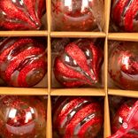 Маленькое фото 3: Набор шаров 9шт. (пластик), D8см, красный