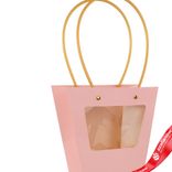 Маленькое фото 2: Пакет подарочный с прозрачной вставкой (бумага), 20x10x26см, светло-розовый
