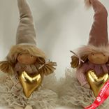 Маленькое фото 2: Сувенир «Девочка с сердцем сидящая», Н54х15х12см, в асс., кремовый/розовый