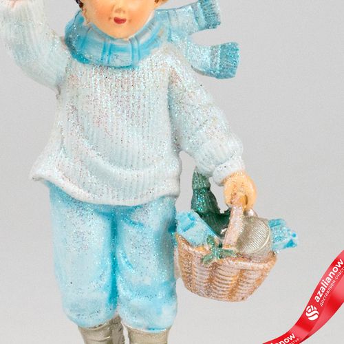 Фото 3: Сувенир «Мальчик с корзинкой» (полирезин), Н12,5х7х5см, голубой