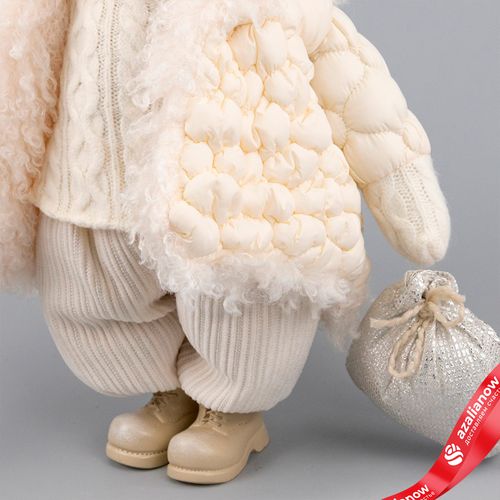 Фото 4: Сувенир «Мальчик в куртке», Н42х31х19см, кремовый