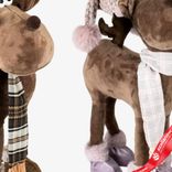 Маленькое фото 3: Сувенир «Олень», H70x40х13см, в асс., коричневый