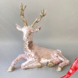 Маленькое фото 1: Сувенир «Олень лежащий», Н39х40х25см, розовый