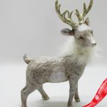 Маленькое фото 1: Сувенир «Олень» (полирезин), Н24,5х16х7,5см, шампань