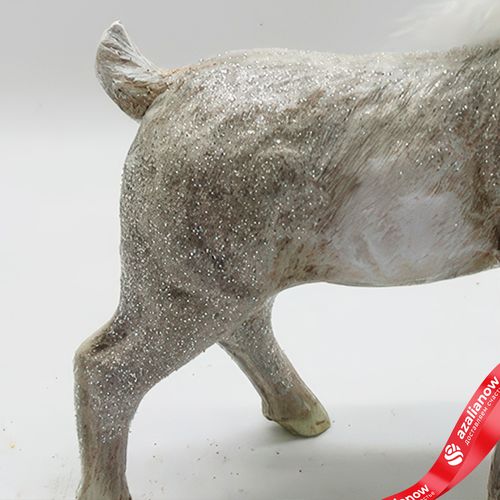 Фото 4: Сувенир «Олень» (полирезин), Н24,5х16х7,5см, шампань