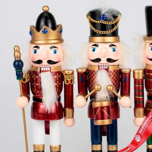 Фото 4: Сувенир «Щелкунчик» (дерево), Н25,5х7,5х7,5см, в асс., красный