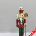 Маленькое фото 2: Сувенир «Щелкунчик» (полирезин), H16x5,5x4см, красный