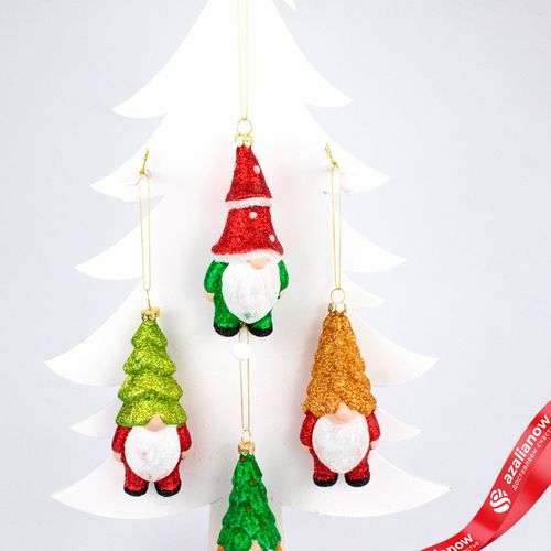 Фото 2: Украшенеи подвесное «Гном» (пластик), 12,5х4,5х7см, цв. в асс.