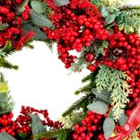 Маленькое фото 3: Венок еловый с ягодами и эвкалиптом, D56см, зеленый/красный