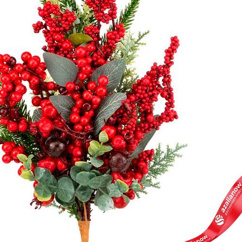 Фото 3: Ветка еловая с ягодами и эвкалиптом, 50см, зеленый/красный