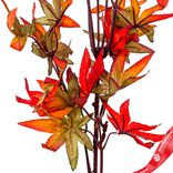 Маленькое фото 5: Ветка клена искусственная (пластик), 78см, зеленый/оранжевый