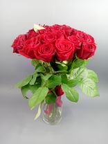 Фото флориста 1: Букет из 25 алых роз