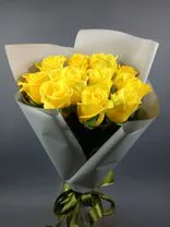 Фото флориста 1: 11 желтых роз 60 см, Россия (Лучшие предложения)
