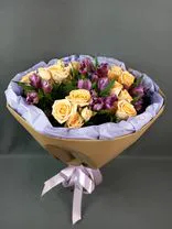 Фото флориста 1: Акция! Букет из роз и альстромерий «Ароматный этюд» (букет на выпускной)