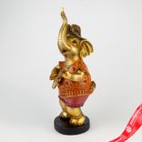 Маленькое фото 3: Сувенир «Слон с гитарой» (полирезин), Н29х12х11см, золотой/коричневый