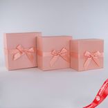 Маленькое фото 2: Набор коробок, подарочных, квадратных, 3шт. (картон), 20х20хН11см, розовый