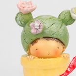 Маленькое фото 2: Сувенир «Ребенок в кашпо» (полирезин), H11,5x7x6,5см, желтый
