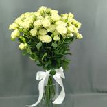 Фото флориста 3: Акция! Букет из 19 белых роз «Первое свидание»