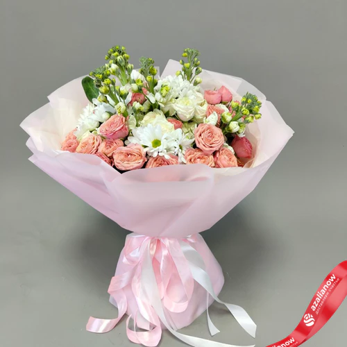 Букет «Цветущий сад» из роз, маттиол и хризантем