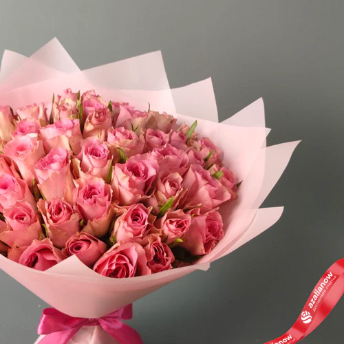 Фото 3: Букет из 51 розы в пленке, цвет розовый/белый на выбор, Россия, 35 см