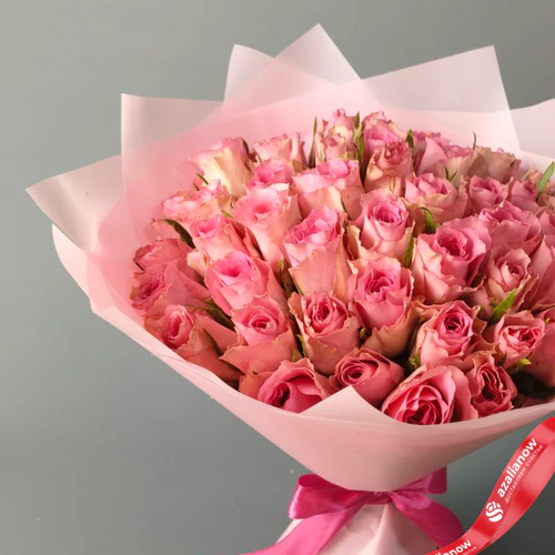 Фото 4: Букет из 51 розы в пленке, цвет розовый/белый на выбор, Россия, 35 см