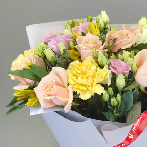 Фото 5: Букет «Оазис» из роз, альстромерий, лизиантусов и гвоздик