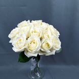 Фото флориста 2: 15 белых роз, Россия, 40см