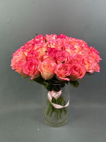 Фото флориста 1: Бело-розовые розы