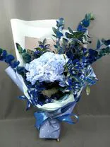 Фото флориста 1: Букет из синей гортензии «Облачко» (авторские букеты)
