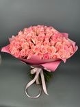 Фото флориста 2: Букет из 101 розовой розы, 50 см, Россия