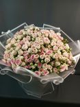 Фото флориста 1: Акция! Огромный букет из кустовых розовых роз
