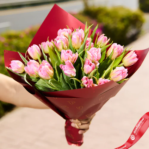 Фото 1: Букет из 20 розовых пионовидных тюльпанов. Сервис доставки цветов AzaliaNow