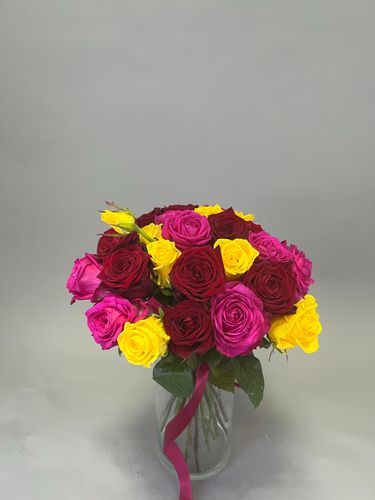 Фото флориста 2: 25 роз