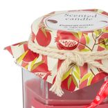 Маленькое фото 4: Свеча «Pomegranate Spruce — Гранат и пихта» в банке (стекло), H8x6x6см, цв. в асс.. Сервис доставки цветов AzaliaNow