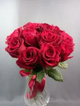 Фото флориста 1: 15 красных роз 40 см, Россия