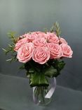 Фото флориста 2: 15 розовых роз 40 см, Россия