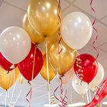 Маленькое фото 2: Композиция из 14 шаров с гелием «Праздник в офисе», вар. 2