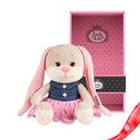 Маленькое фото 4: Игрушка м/н «Зайка Лин» в подар. кор., 25см, кремовый/розовый