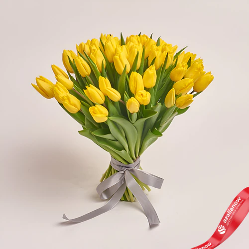 Фото 1: 51 желтый тюльпан, Россия. Сервис доставки цветов AzaliaNow