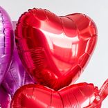 Маленькое фото 5: Композиция из 5 шаров с гелием «Сердца», вар. 2