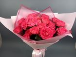 Фото флориста 5: Розовые кустовые пионовидные розы в упаковке, 5 шт