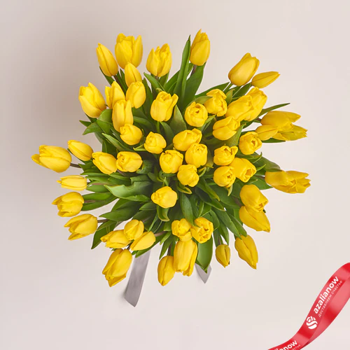 Фото 2: 51 желтый тюльпан, Россия. Сервис доставки цветов AzaliaNow