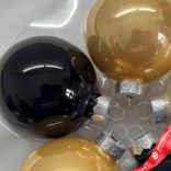 Маленькое фото 4: Набор шаров 15шт. в тубе (стекло), D6см, в асс., черный/золотой/шампань
